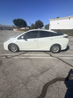 2017 Toyota Prius 9700 OBO