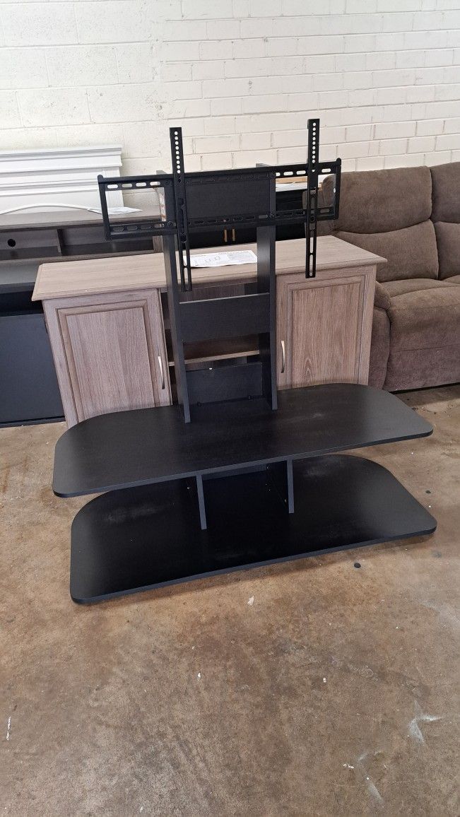 New Tv Stand $90 Firm Price Hold Up To 65inch Tvs