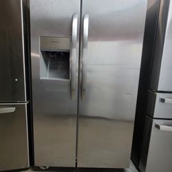 Refrigerator  Frigidaire 