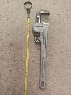 Ridgid 18 inch pipe wrench