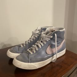 Nike Blazzer Mid 77 SIZE 11 