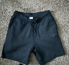 men’s nike tech shorts