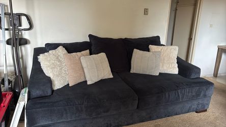 Living spaces Couch navy blue
