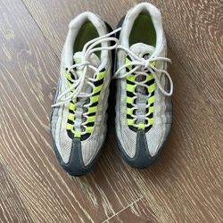 Nike air max size 9.5