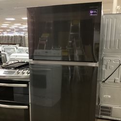 Samsung Top Freezer Refrigerator with FlexZone