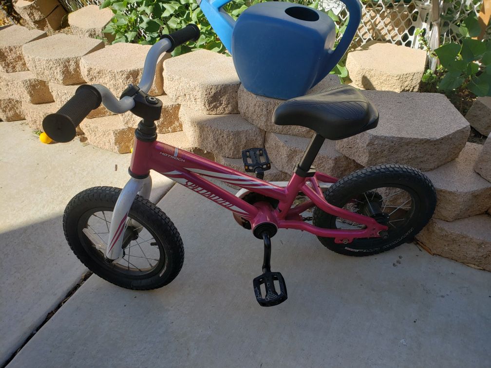 Specialized bike for toddlers (pink)