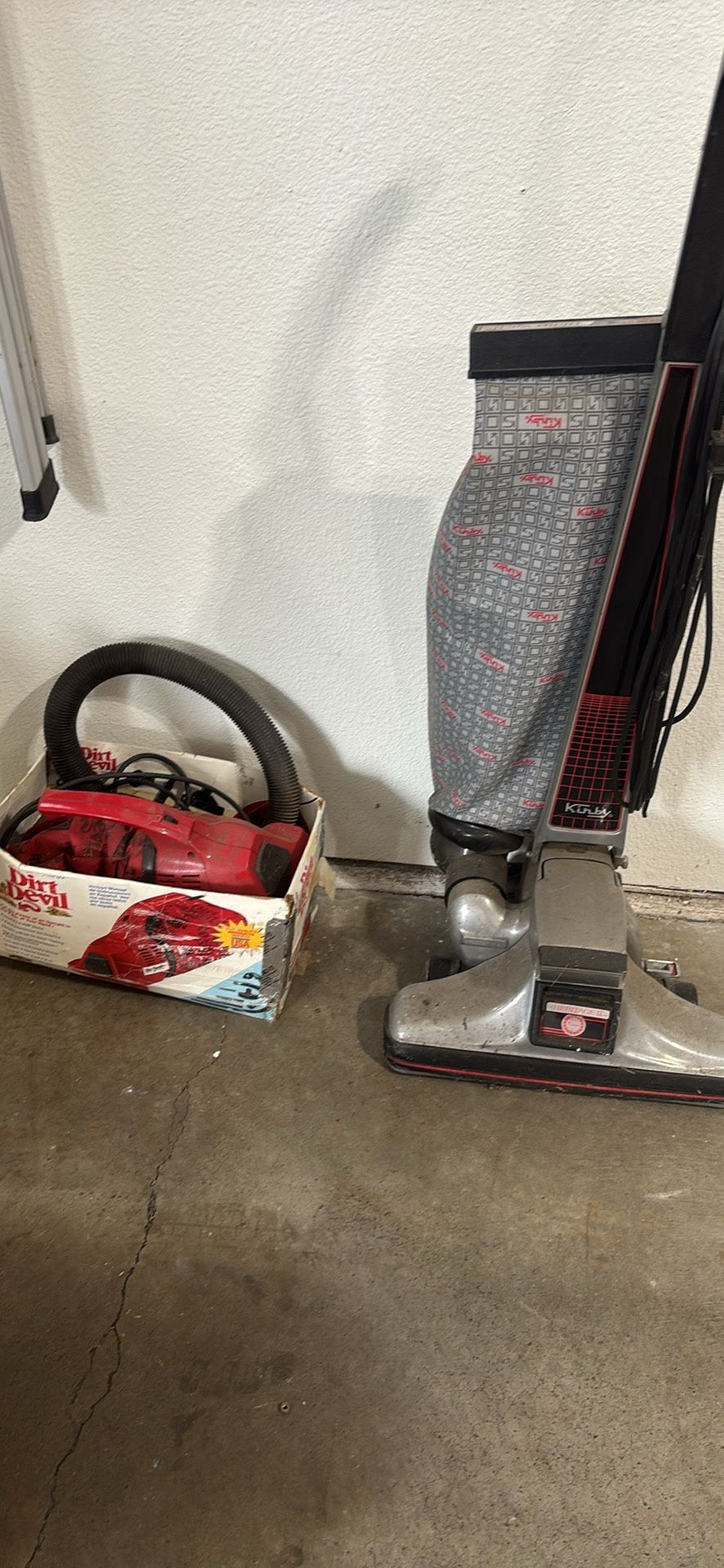 Vacuums With Bags