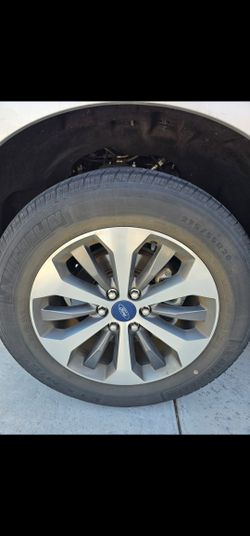 Ford 20 in Rim And Tires