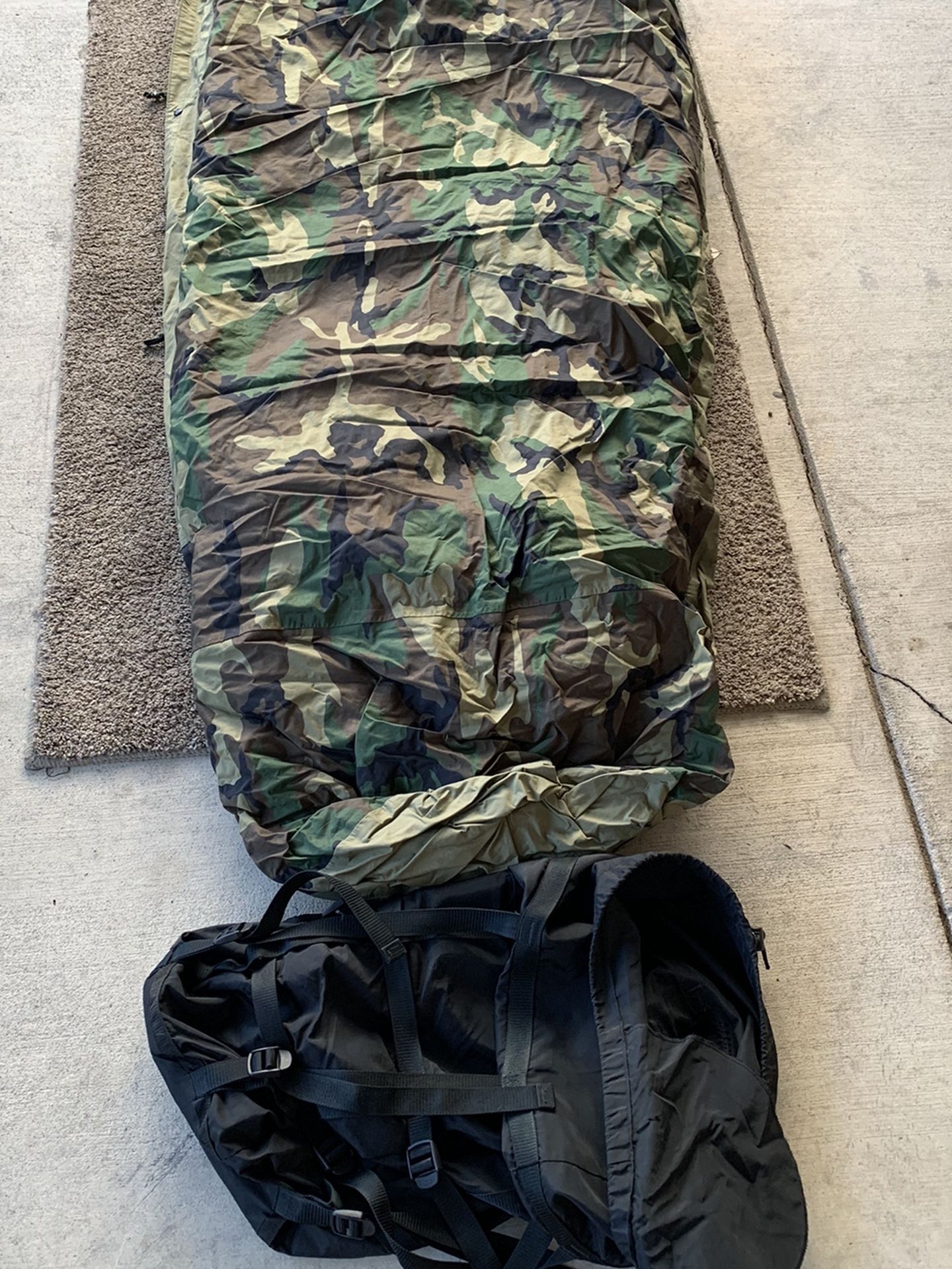4 Piece Modular Sleep System MSS USGI Army Military Sleeping Bag Bivy