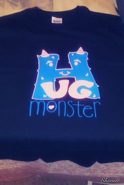 Hug monster youth tee brand new
