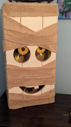 Wooden Halloween mummy sign with lights
