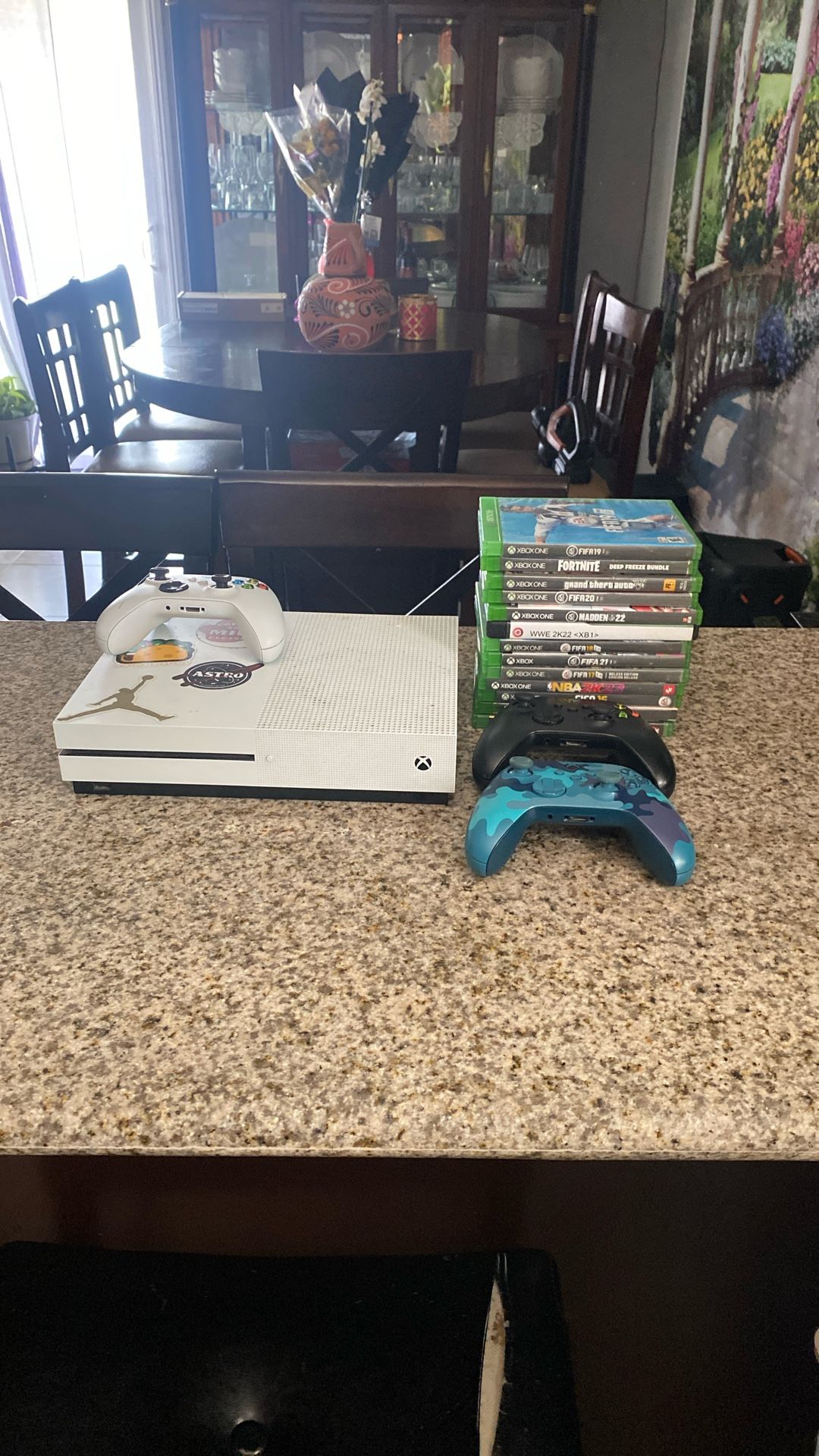 Xbox One S