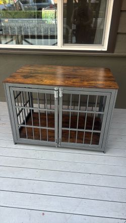 Heavy duty dog crate