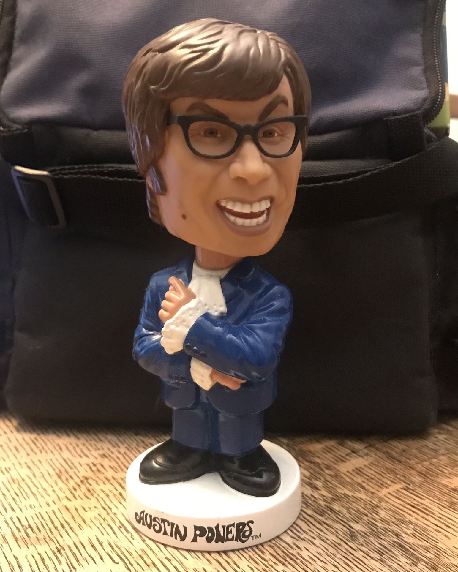 AUSTIN POWERS WACKY WOBBLER