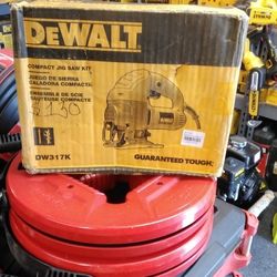 DEWALT COMPACT JIG SAW KIT