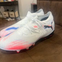Puma Future Soccer Cleats size 8.5