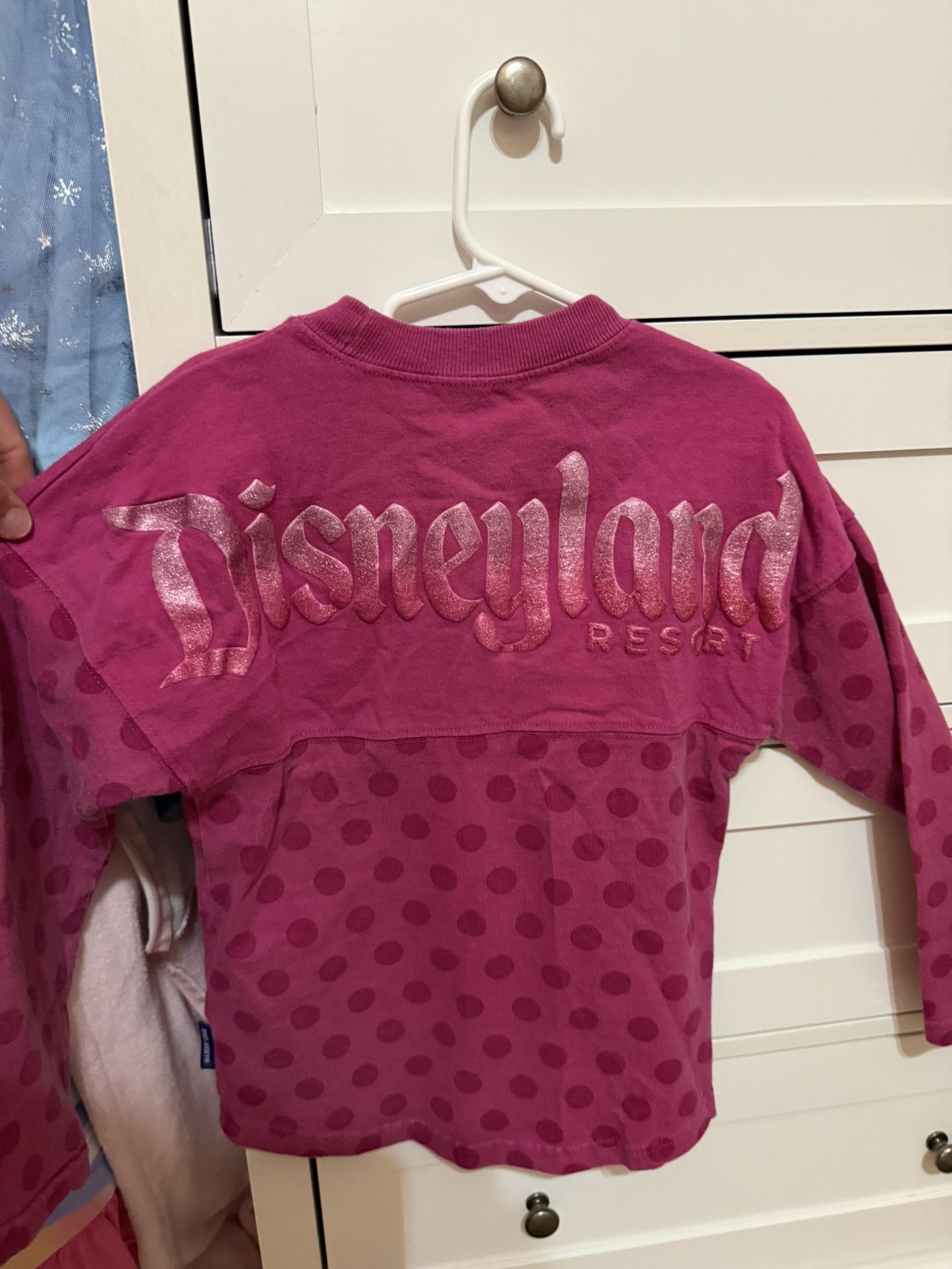Girls XS. Disneyland parks Girls Spirit Jersey Pink