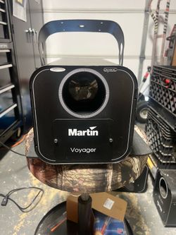 Martin pro dj lighting voyager