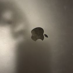 MacBook Pro 2025 (M4) 14 INCH – NEED GONE TODAY – $1300 OBO