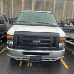 2011 Ford E-Series