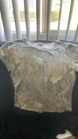 New camo large never worn ladies shirt