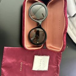 Women’s Gucci Sunglasses 