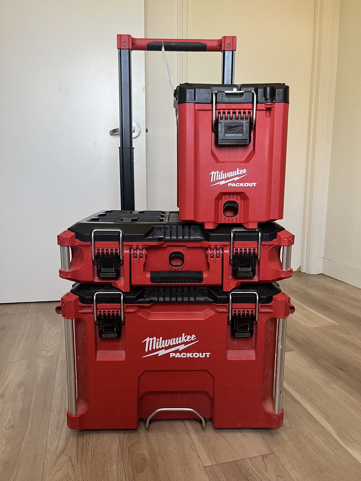 Milwaukee Pack out (read Description)