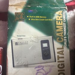 Digital Camera 8 Mb Built In 