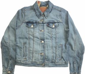 Denim Trucker Jacket Levis Women’s