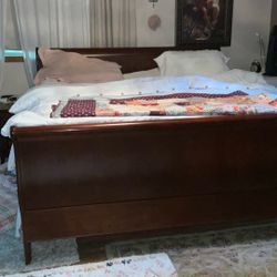 Real Cherry Wood Sleigh Bed