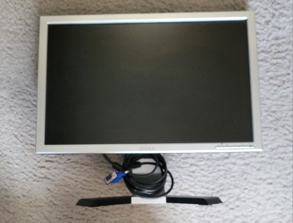 DELL SE198WFPv 19" LCD Monitor Tested And Working With Power Cord Cable