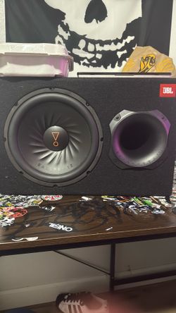 Jbl 12 inch subwoofer read discription