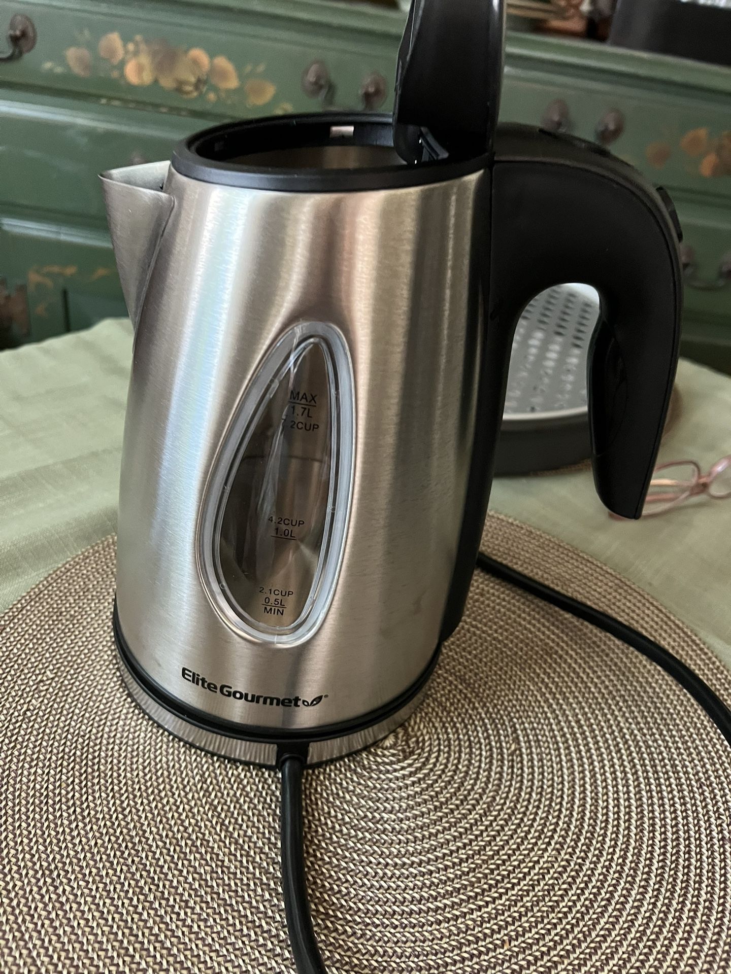 Elite Gourmet Electric Kettle