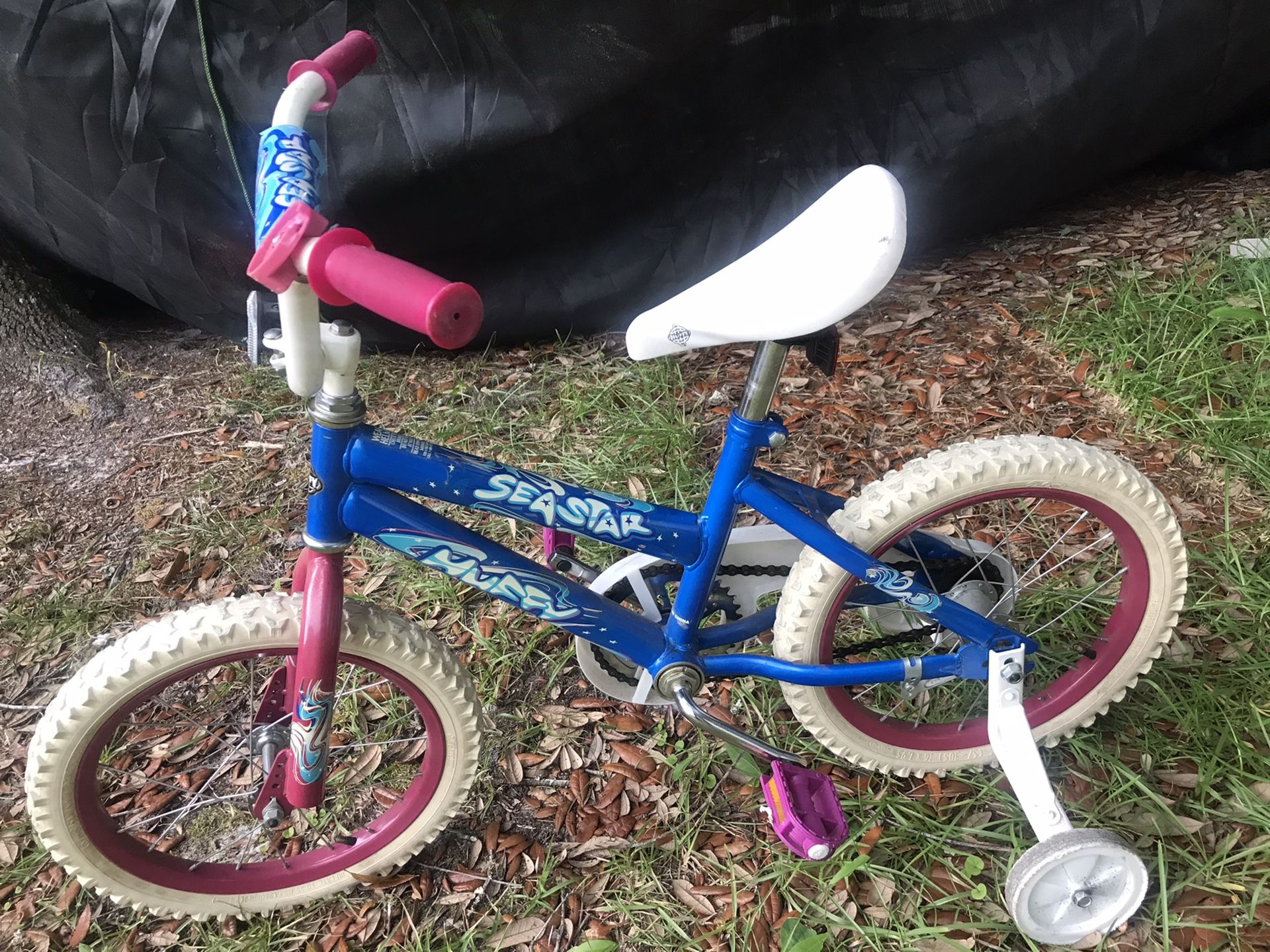 Huffy Seastar a bike! Pink blue white!