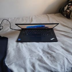 Lenovo: Core i7. Windows 11 V-24H2, Wi-Fi. MS-office. M.2 Drive, WebCam.