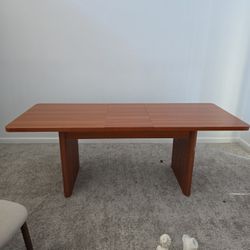 Dinning Table 