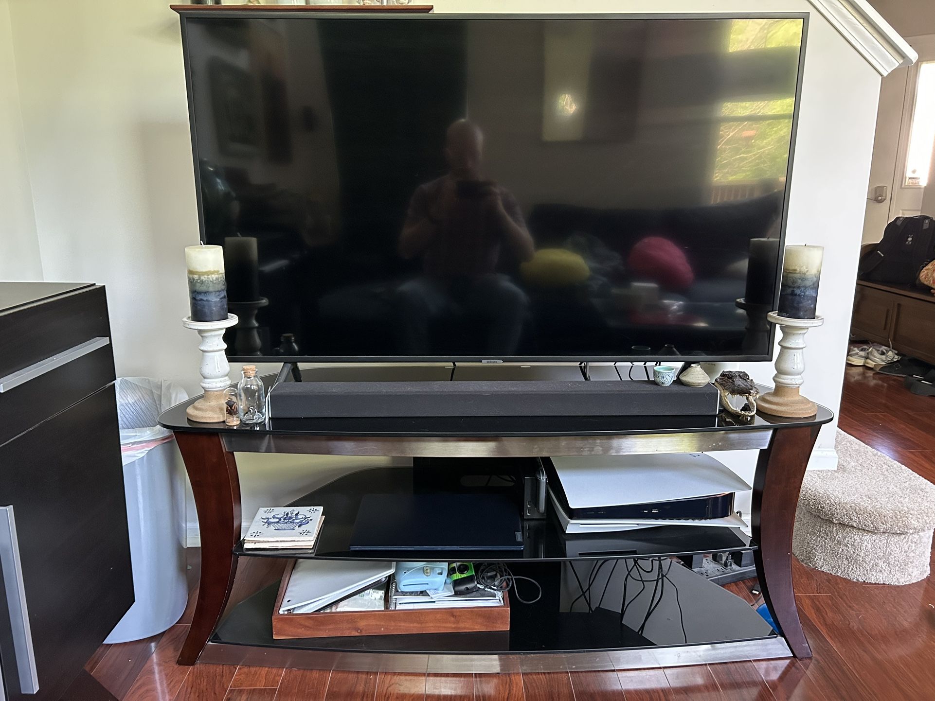 Glass Entertainment System (TV Stand)