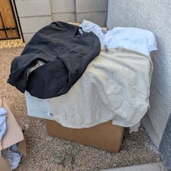 Blank T-shirts And Sweatshirts (Different Sizes And Colors)