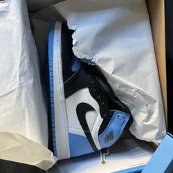Jordan 1 Retro High OG UNC Toe