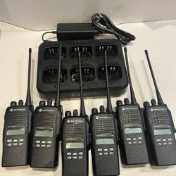 6 X Motorola HT1250 LS+ UHF 4w 16CH Two Way Radio Set With Gang Charger