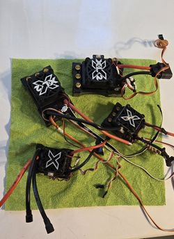 Castle Creations XLX2 esc 