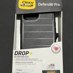 Otter box iphone 13/14/15 case (defender pro series)