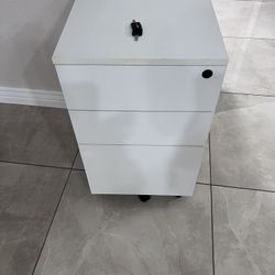 3 Drawer Rolling File Cabinet With Lock 