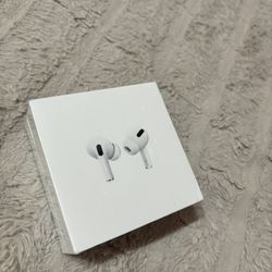 Apple AirPods Pro Noise Cancellation 