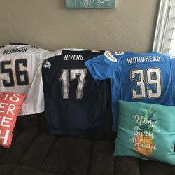Classic Kids San Diego Chargers Jerseys Size Large 