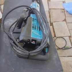 Makita Jack Hammer 