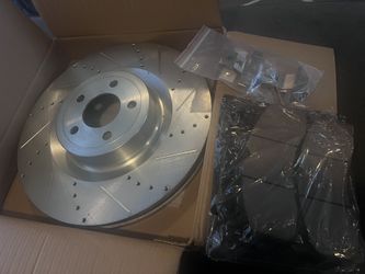 2015-2023 Mustang Performance Pack Front Rotors And Ceramic Pads