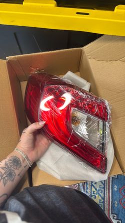 Honda accord tail light assembly