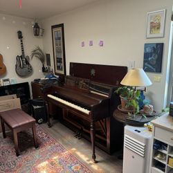 Lester Upright Piano