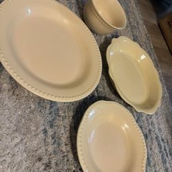 Retired Design Pottery Barn China Emma Yellow Set